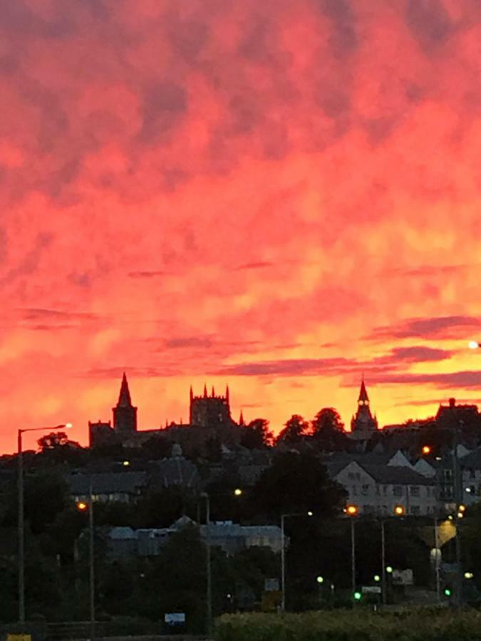 Brucefield Avenue, Dunfermline Leilighet Eksteriør bilde